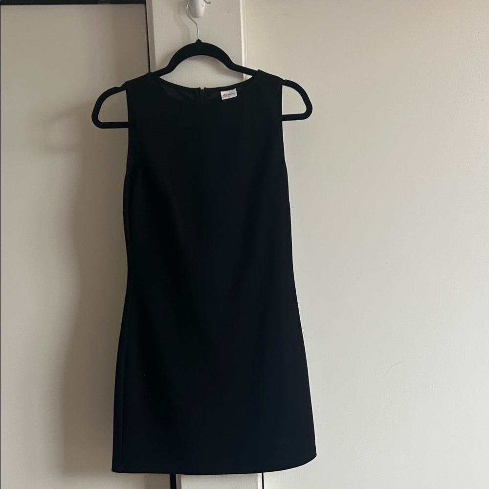 Elegant Black Sleeveless Dress